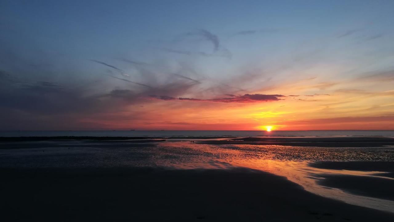 Appartement L'Estivaliere Face A La Mer Wimereux Exterior foto